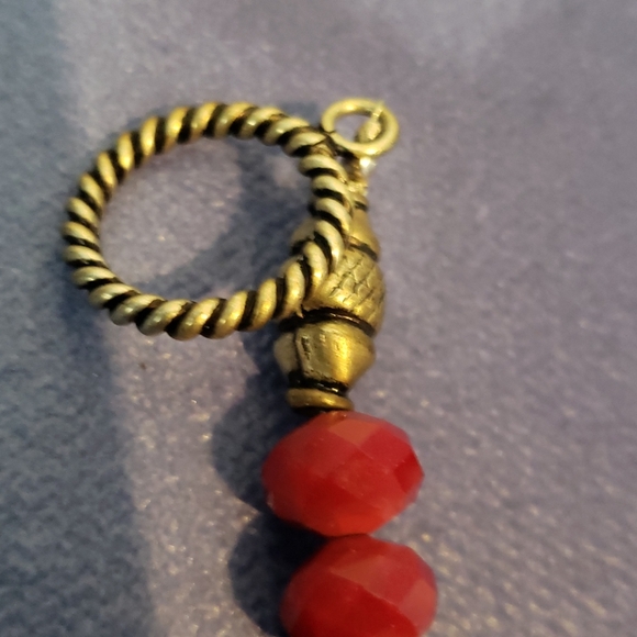 Necklace - Picture 3 of 4